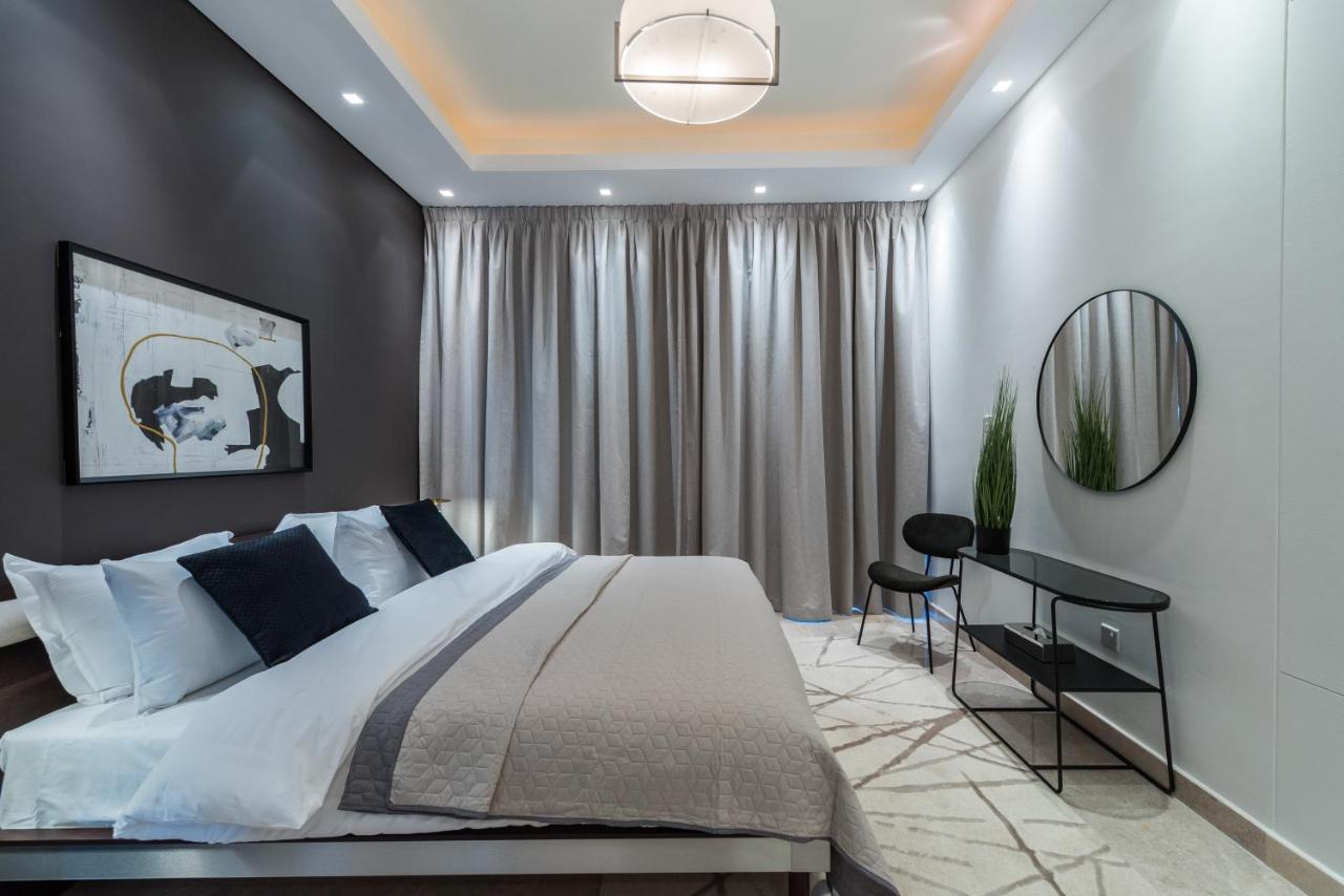 Eden'S Homes & Villas - Kg Tower Dubai Bagian luar foto